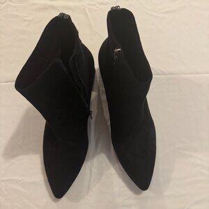 Accented boots Size 9 - Black with rhinestone accent